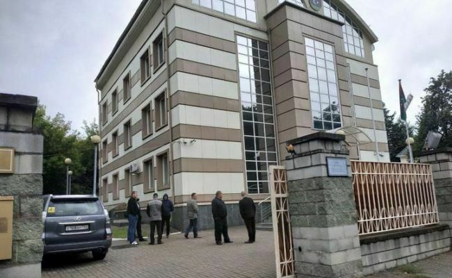 Названа причина нападения на здание ливийского посольства в Минске
