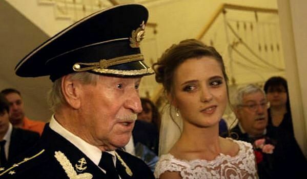 87-летний актёр Иван Краско разводится с молодой женой