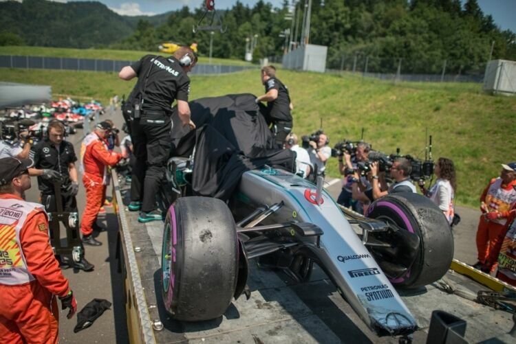 Лидер «Формулы-1» Нико Росберг будет оштрафован за разбитый болид