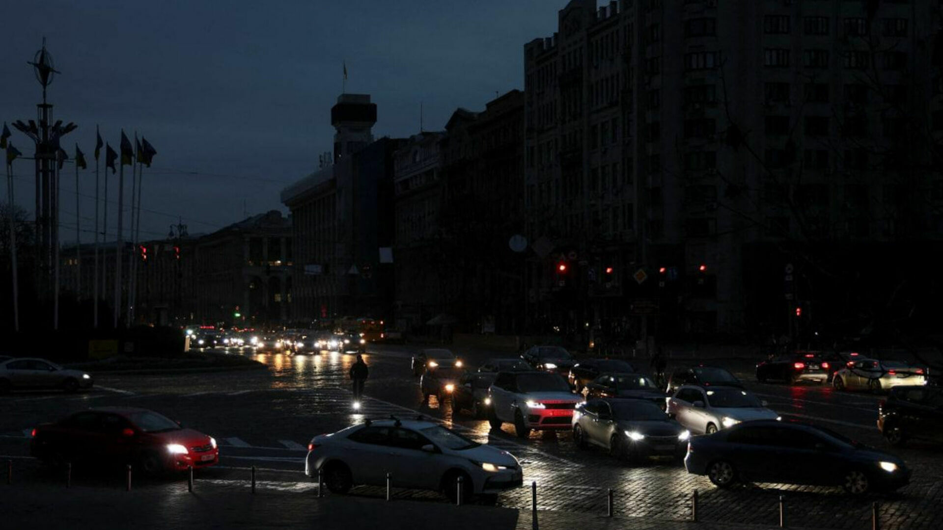 Харьков без света и воды сегодня. Город ночью. Улица вечером. Киев ночью. Освещение.