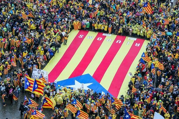 В Брюсселе проходит многотысячный митинг за независимость Каталонии
