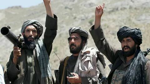 Талибы взяли под охрану российское посольство в Кабуле