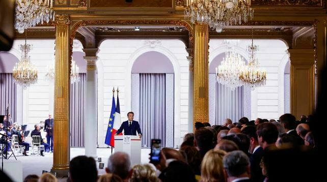 В Париже прошла инаугурация президента Эммануэля Макрона