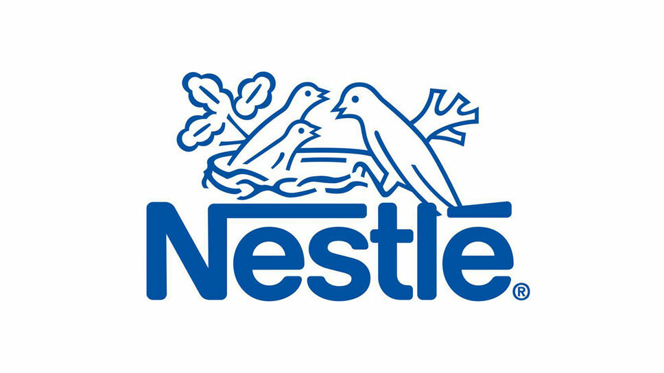 От компании Нестле требуют остановить производства в России