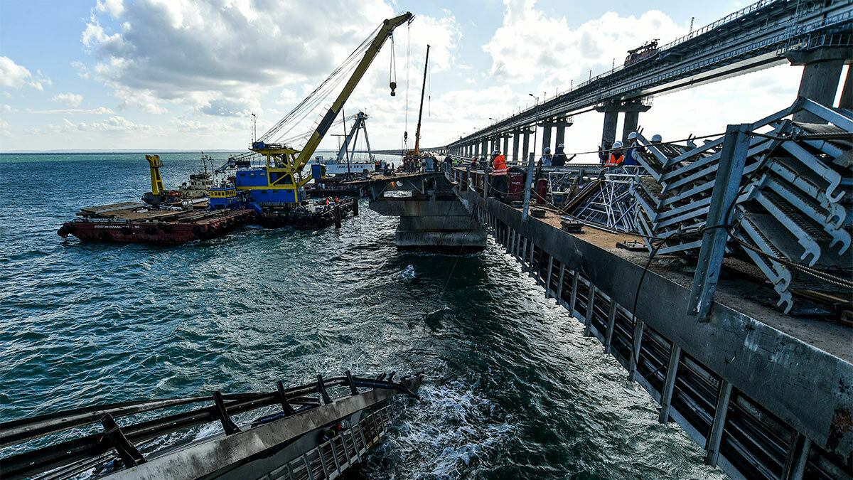 Автомобильную часть Крымского моста восстановят к декабрю