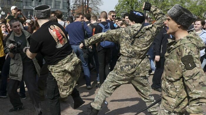 В московской мэрии сказали, что не привлекали казаков на акцию 5 мая