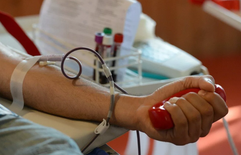 В Москве установят выплаты за сдачу крови для больных коронавирусом
