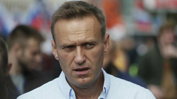 Героическое: телеведущий Киселев поселился в номере, где ночевал Навальный