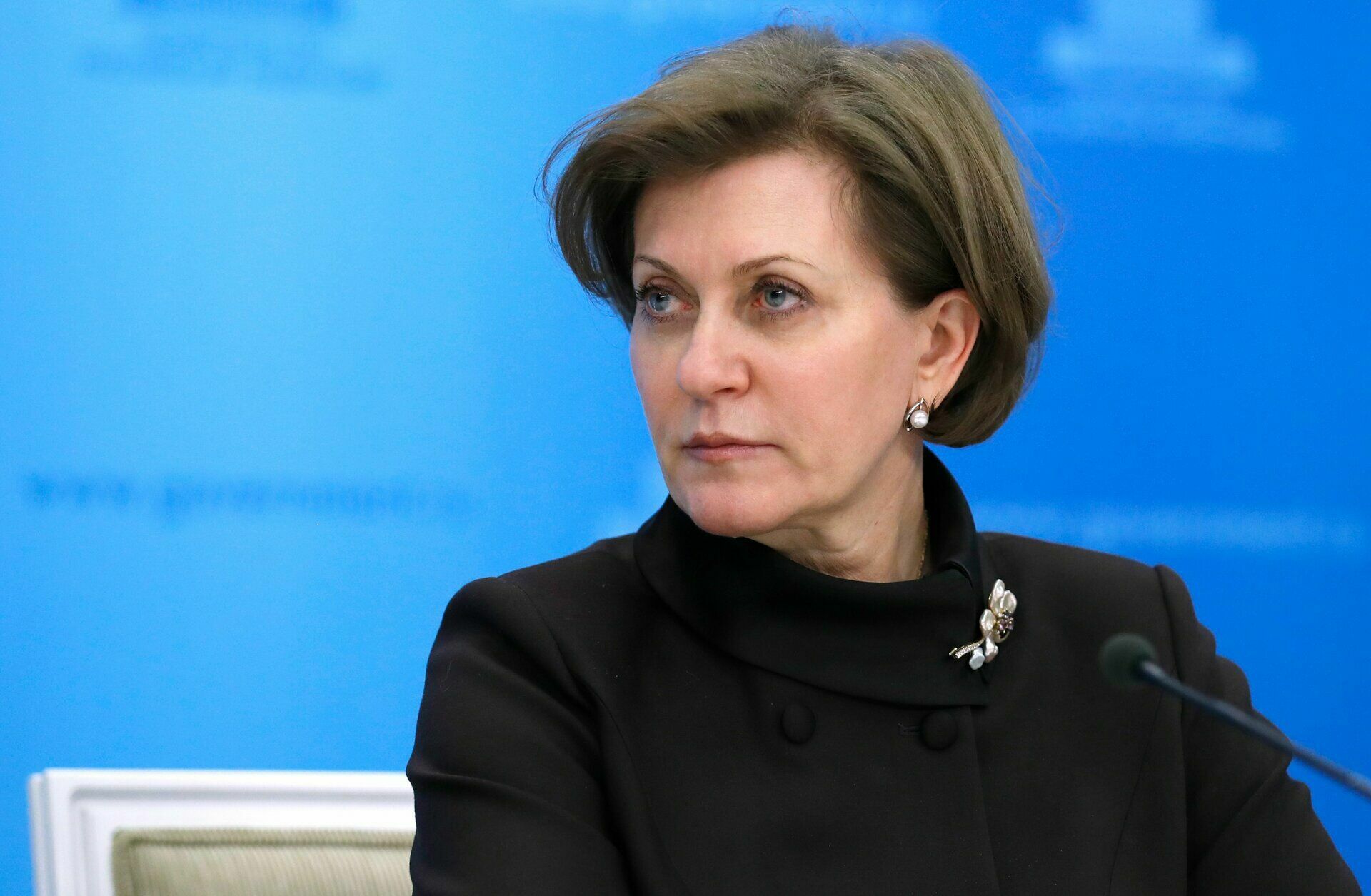 Попова заявила, что вакцинированные не могут распространять коронавирус