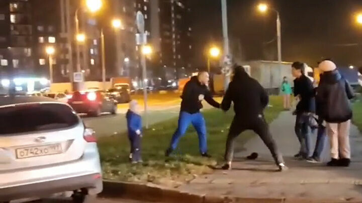 Задержаны два подозреваемых в нападении на отца с ребенком в Новой Москве