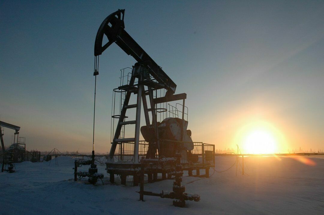 Россия сократила добычу нефти на 11,9%