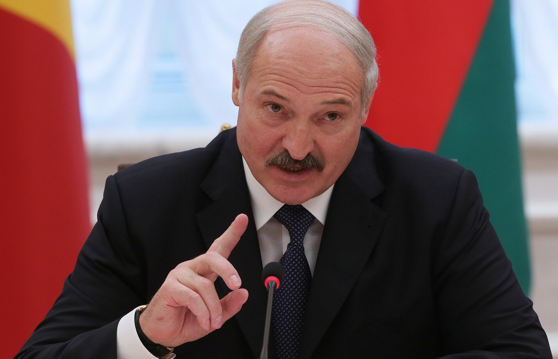 Лукашенко обвинил НАТО и Польшу в заговоре с целью раздела Украины
