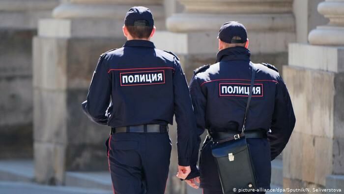 После митинга в Москве полицейских просят изменить данные в соцсетях