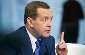 Медведев объявил налоговый мораторий на 6 лет
