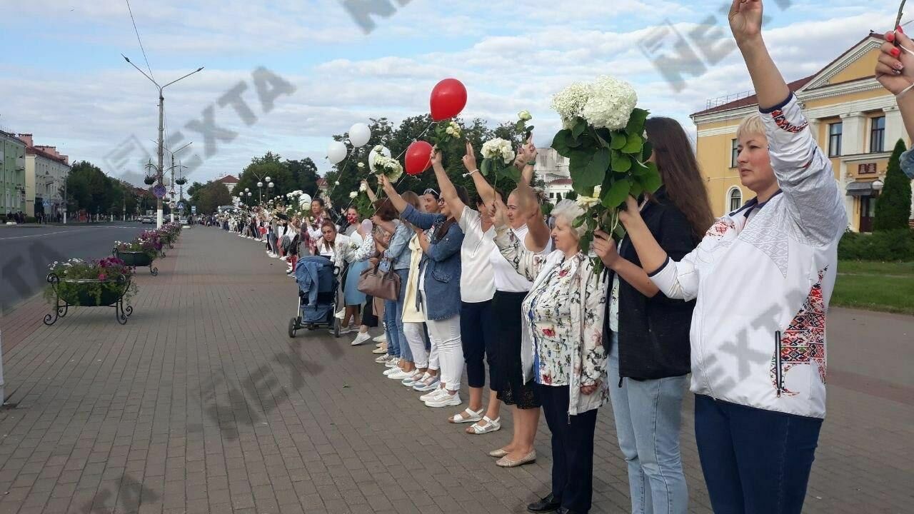 13 августа Лукашенко получает нокаут от белорусских женщин