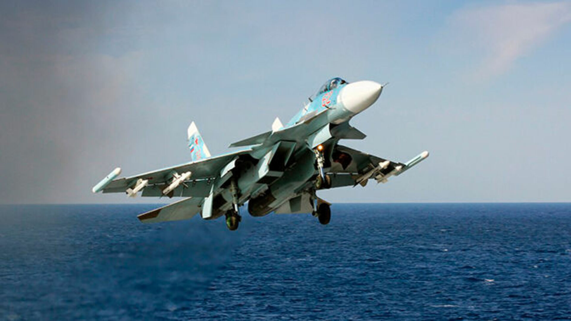Авиация военно морского флота. Су-33 палубный истребитель. Су-27 ВМФ РФ. Су-33 ВМФ. Су-33 морская Авиация России.