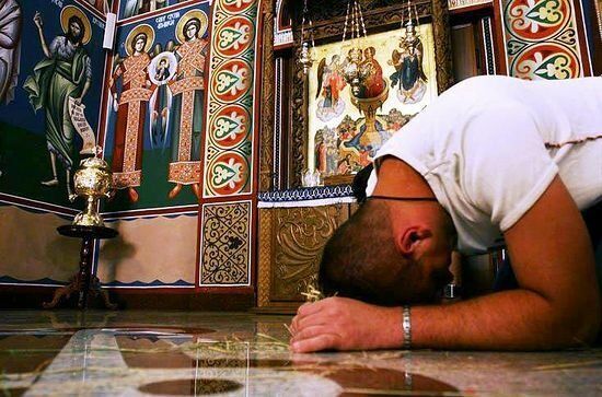 Как русский священник и еврейский пенсионер покаялись за "грехи" своих народов