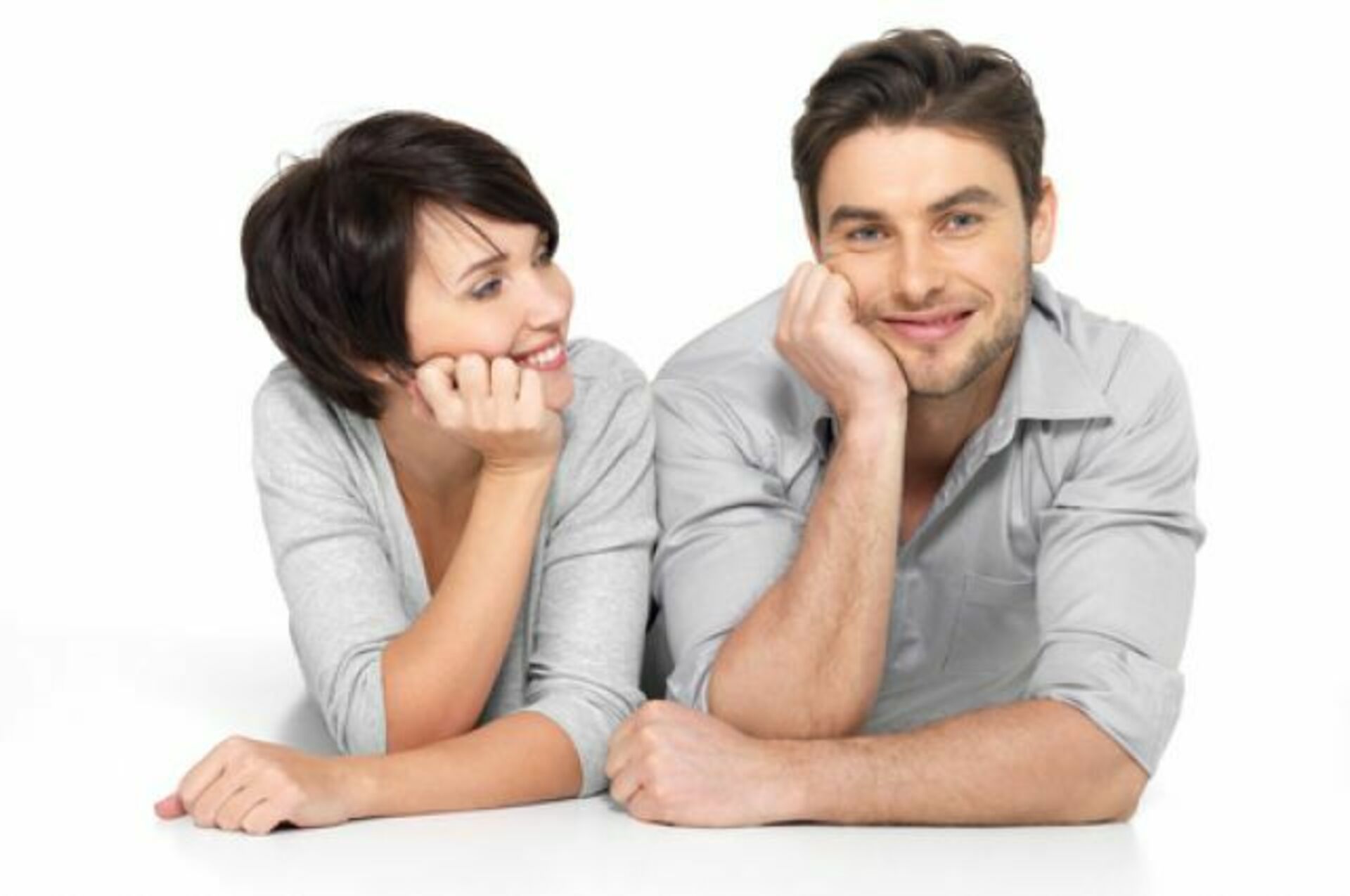 Женщин старше мужчины психология отношений. Мужчина и женщина. Счастливые мужчина и женщина. Счастливая пара. Счастливые пары.