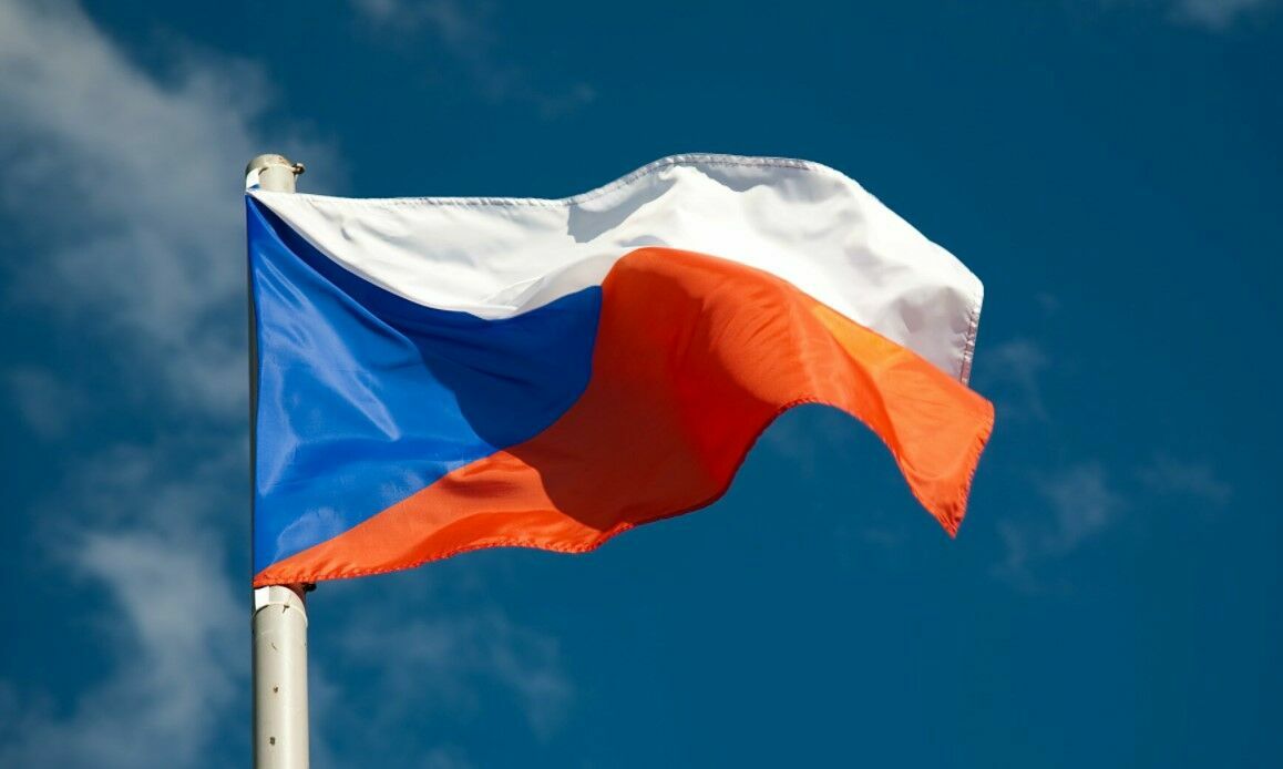 Чехам предрекли бедность и экономические проблемы из-за ситуации вокруг Украины
