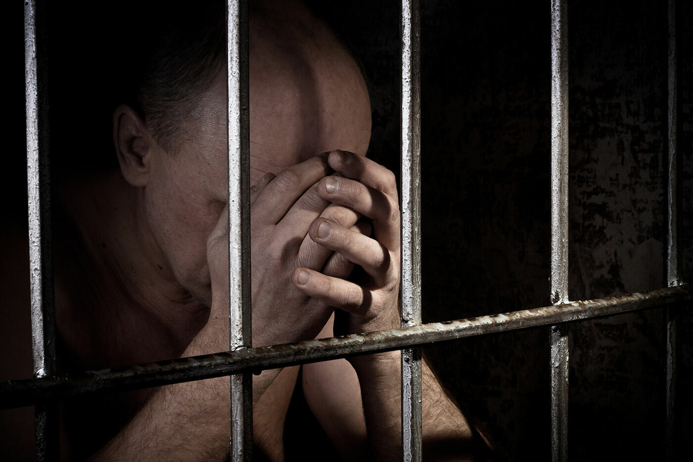 Цифра дня: 160 000 человек в местах заключения «сидят ни за что»