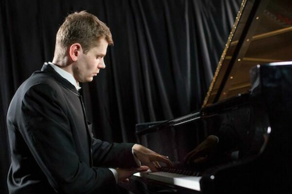 Андрей Гугнин выиграл Сиднейский международный конкурс пианистов