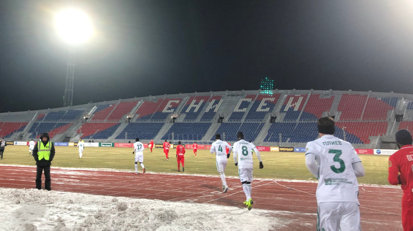 Футбольный матч между "Ахматом" и "Енисеем" прошёл при температуре  -18