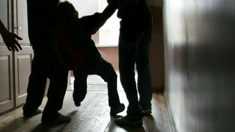 В Якутии завели дело после избиения учителем физкультуры подростка
