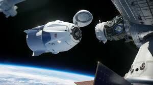 Вместе с Dragon-2 на МКС прилетел запах спирта
