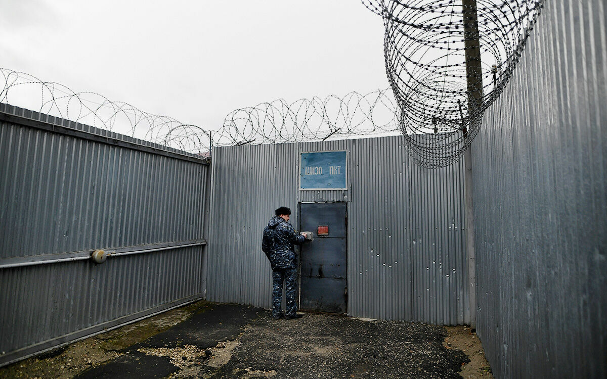 Юристов «Сибири без пыток» сделали свидетелями по делам о пытках в ангарской колонии