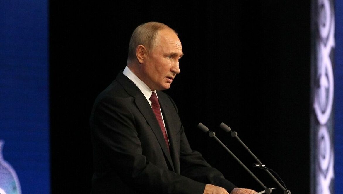 Власти ЮАР пригласили Путина на саммит БРИКС