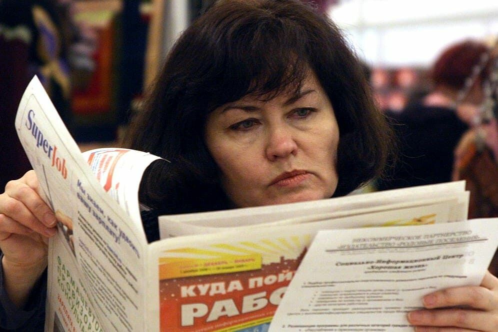 В России от безработицы страдают чаще женщины