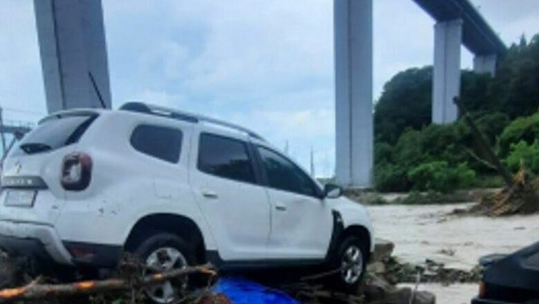 В Сочи нашли вторую погибшую туристку из унесенной в море машины