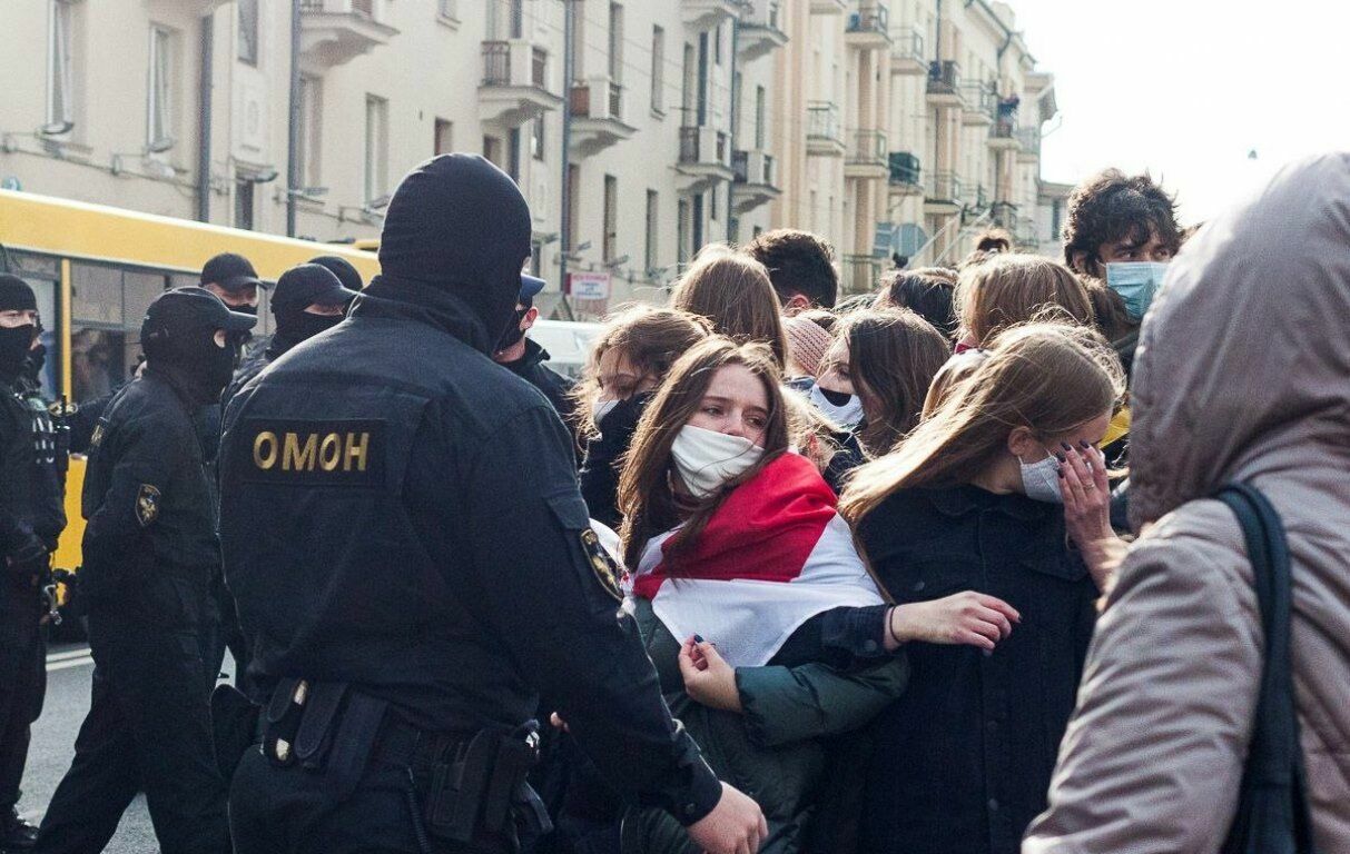 Более 500 уголовных дел о массовых беспорядках завели в Белоруссии