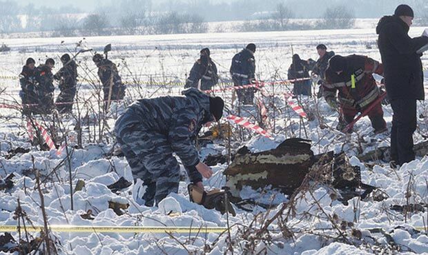 Стаявший снег обнажил останки жертв на месте крушения Ан-148