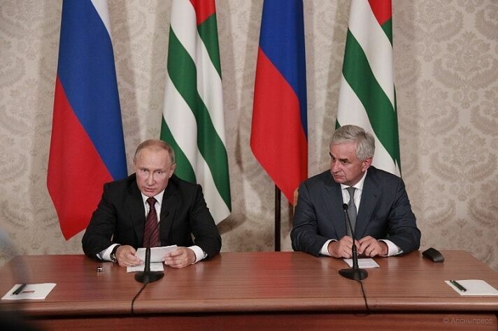 Госдеп США назвал визит Путина в Абхазию «неприемлемым» и «неуместным»