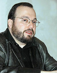 Станислав Белковский