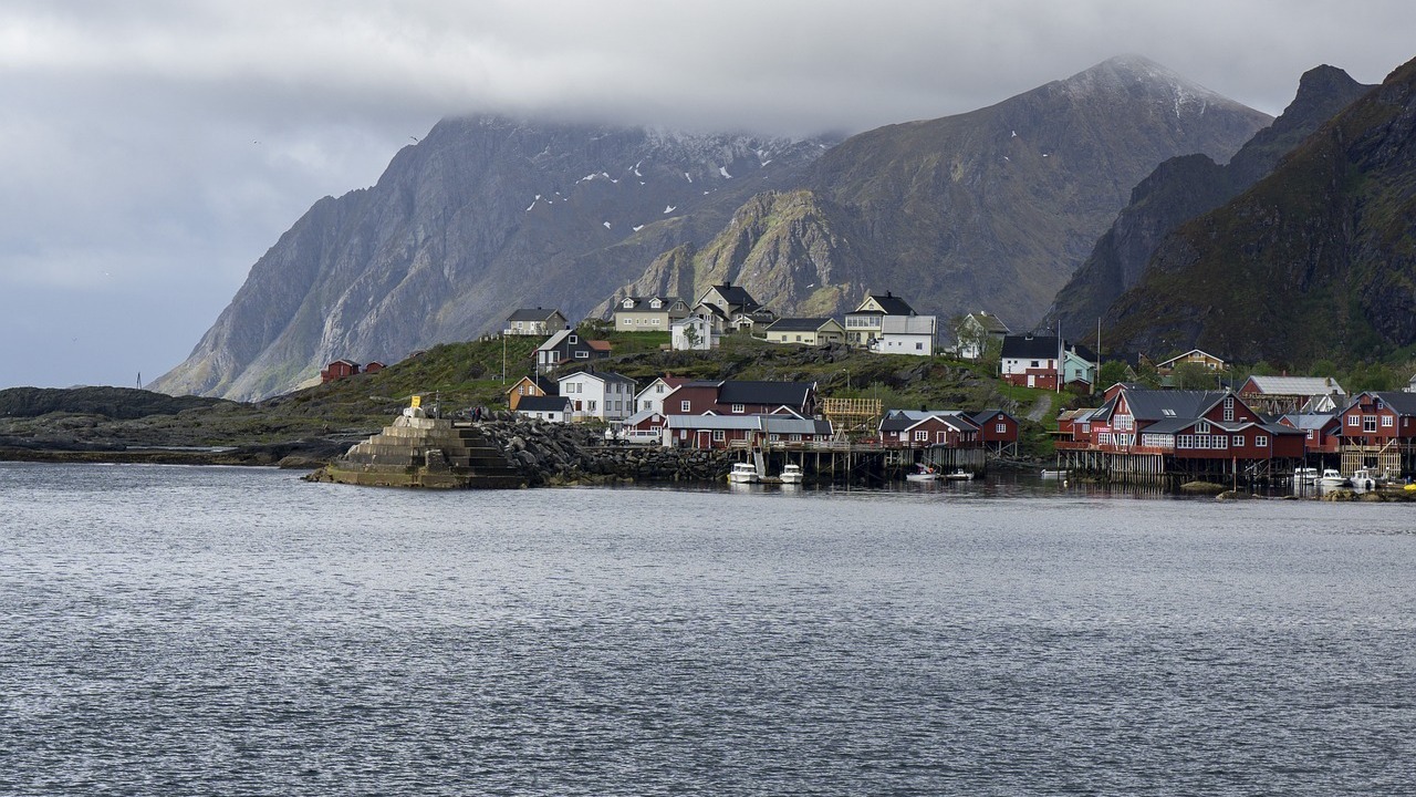 На судоремонтных заводах Норвегии задержали шесть рыбопромысловых судов из РФ