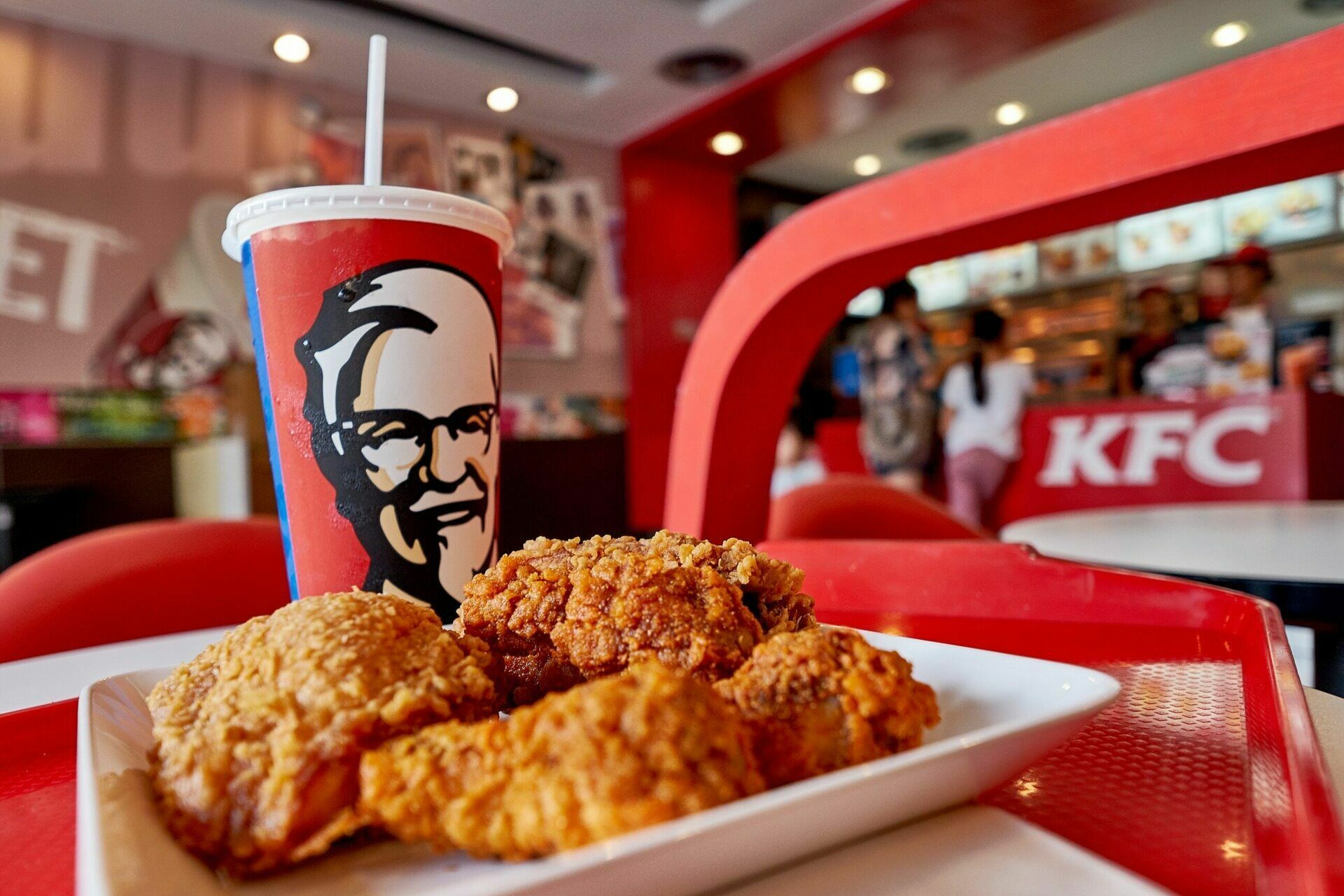 Владелец KFC и Pizza Hut закрывает 70 ресторанов в России