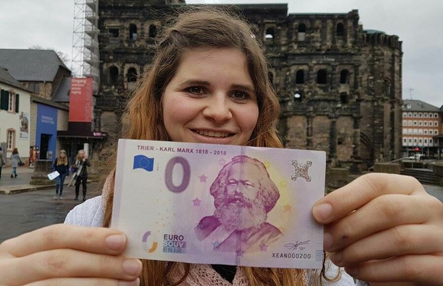 К 200-летию Карла Маркса в Германии выпустили банкноту 0 евро