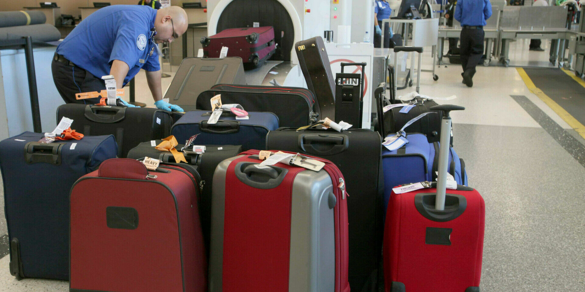 Эхо кризиса: авиапассажиры всего мира жалуются на пропажи багажа и скверный сервис