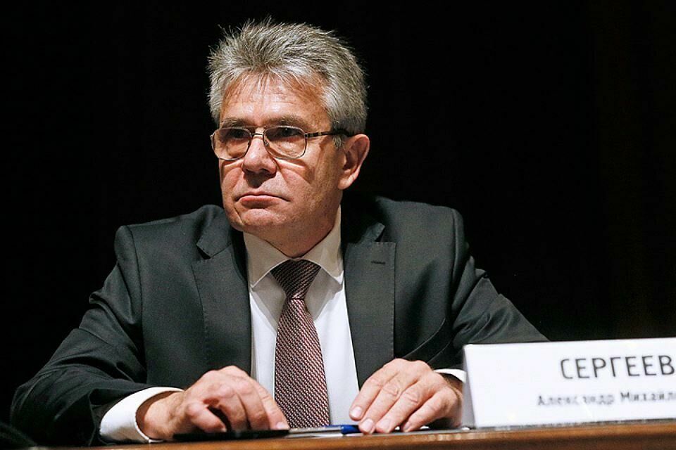 Президент РАН заявил о необходимости отменить ЕГЭ