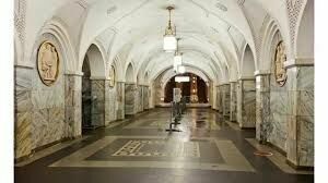 В московском метро прекращено движение поездов на Сокольнической ветке