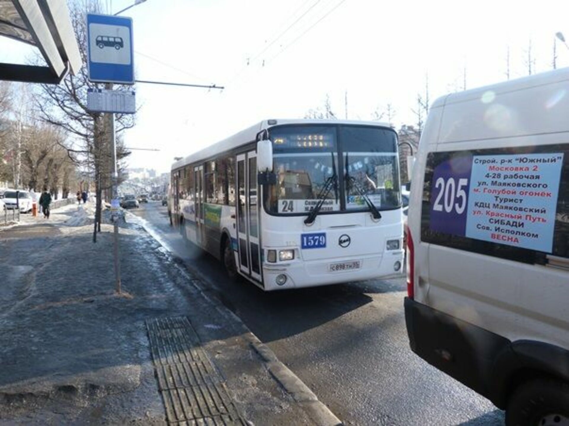 Сайт автобус омск. Общественный транспорт Омск. Омские автобусы. Осские автобусы. Автобусы фото в Омске.