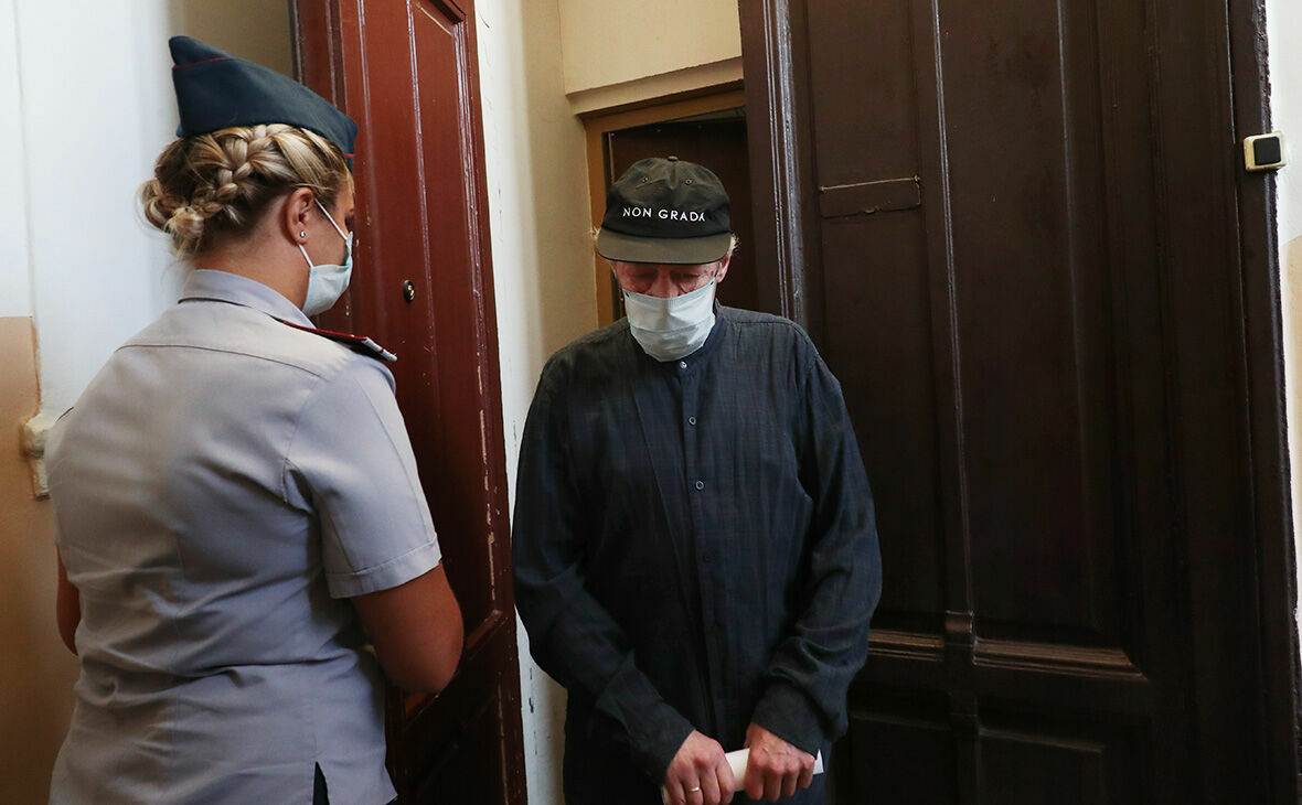 Михаил Ефремов не явился в суд по состоянию здоровья