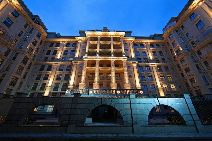 Москвичи начали активно скупать элитные квартиры в центре Санкт-Петербурга