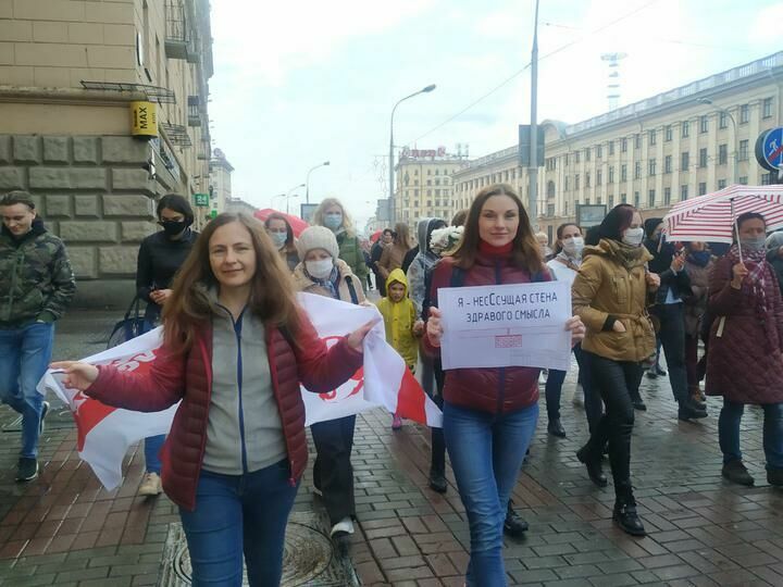 В Белоруссии в субботу прошел “гордый женский марш профессий”
