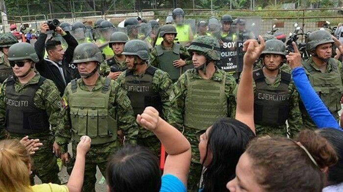 В результате бандитских разборок в главной тюрьме Эквадора убиты 15 зеков