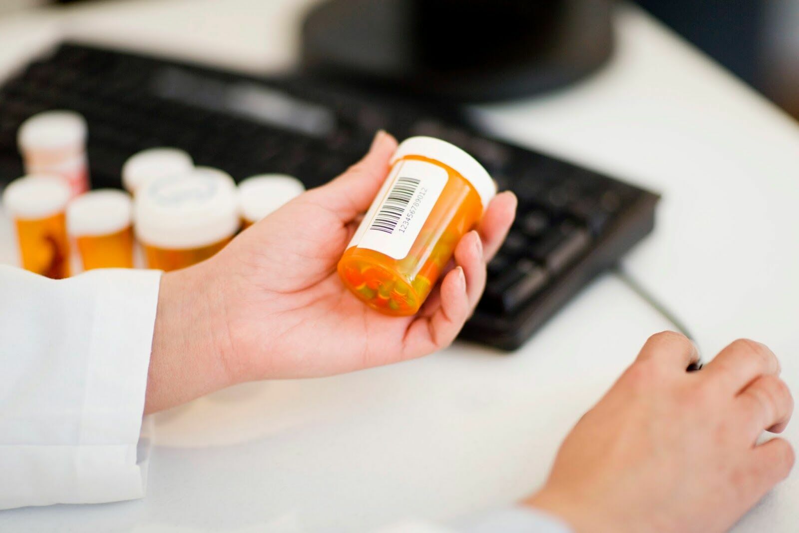 Производители против ФСБ: криптозащита лекарств может привести к росту цен