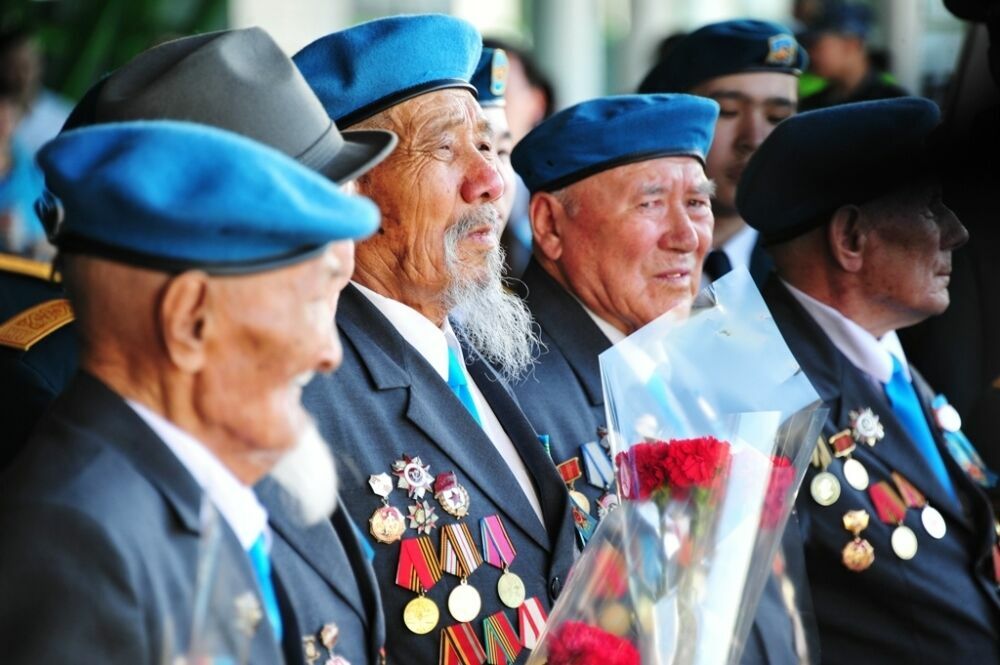Ветеранам ВОВ в Казахстане выплатят по миллиону тенге