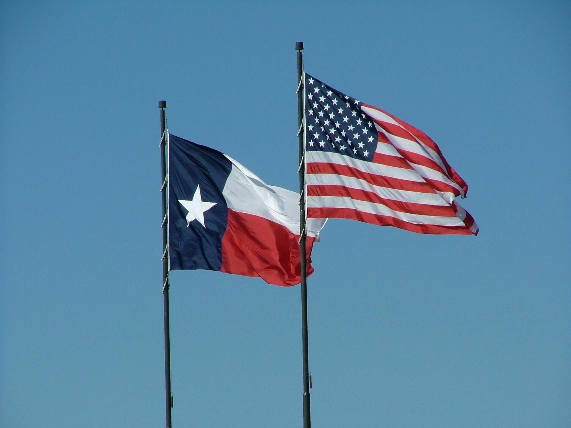 В Техасе заявили о незаконном президентстве Байдена и выступили за выход штата из США